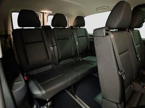 Used 2023 Mercedes-Benz Metris Passenger image 27