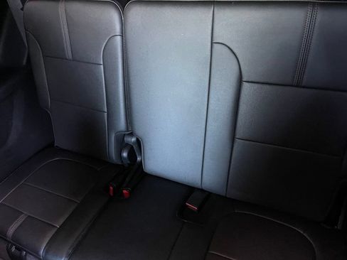 Used 2023 Chevrolet Traverse RS w/ LPO, Floor Liner Package AWD/4WD image 14