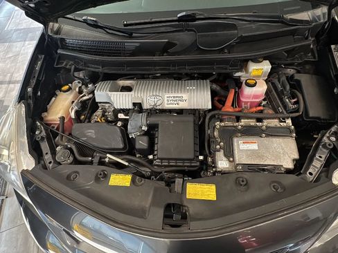 Used 2012 Toyota Prius V Three FWD image 50
