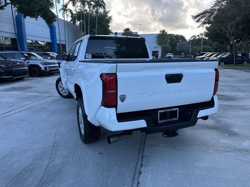 Used 2024 Toyota Tacoma SR5 RWD image 12