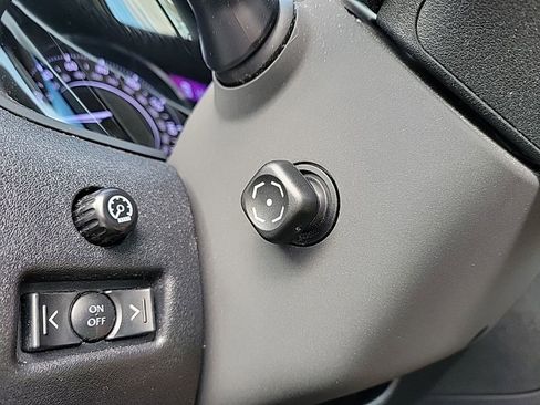 Used 2013 Lexus IS 250C image 24