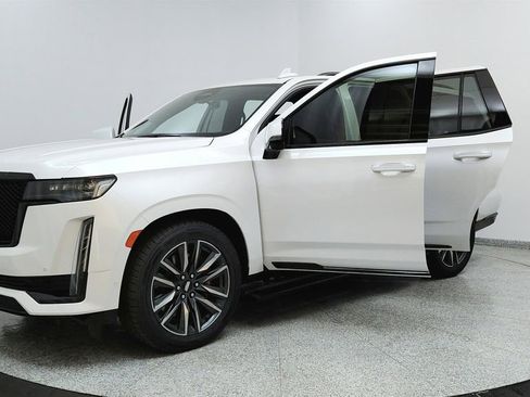 Used 2022 Cadillac Escalade Sport Platinum image 9