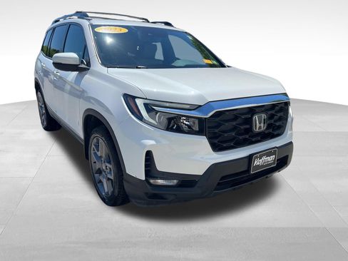 Used 2023 Honda Passport EX-L image 2