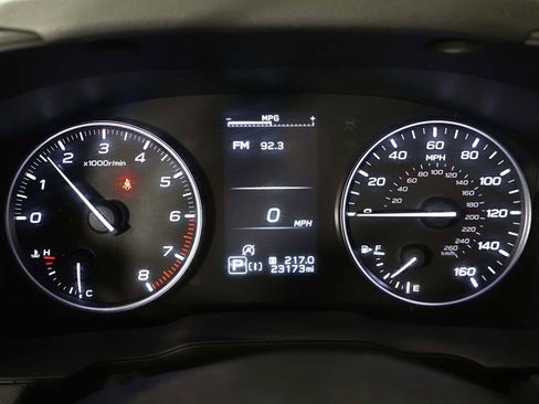 Used 2025 Subaru Crosstrek 2.0i Premium AWD/4WD image 39