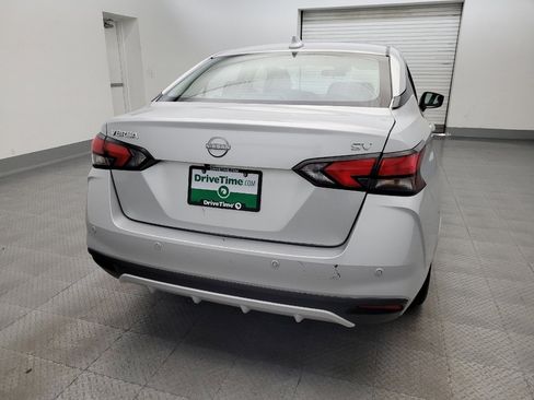 Used 2023 Nissan Versa SV FWD image 7