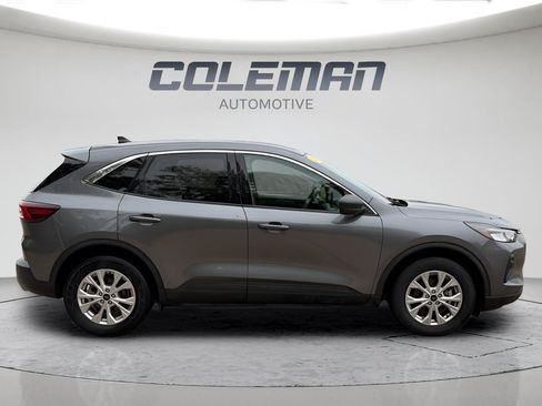 Used 2024 Ford Escape Active FWD image 6