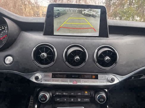 Used 2019 Kia Stinger GT1 image 14