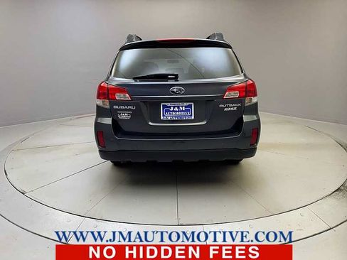 Used 2010 Subaru Outback 2.5i Premium AWD/4WD image 4
