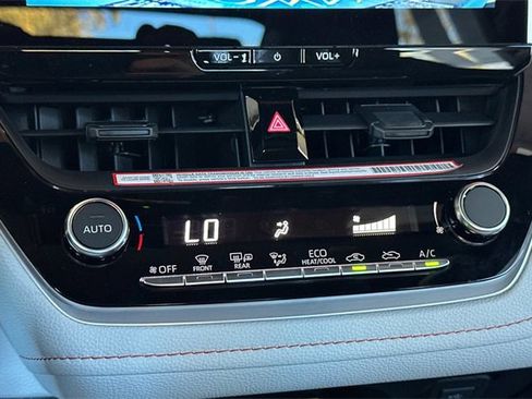 Used 2025 Toyota Corolla FX w/ Convenience Package image 19