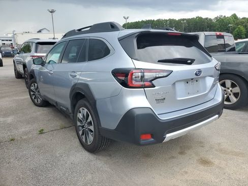 Used 2023 Subaru Outback Limited XT AWD/4WD image 7