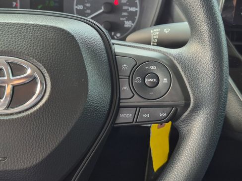Used 2024 Toyota Corolla LE FWD image 16