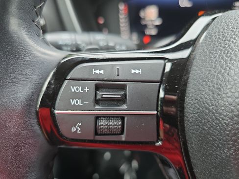 Used 2023 Honda Pilot Elite image 19