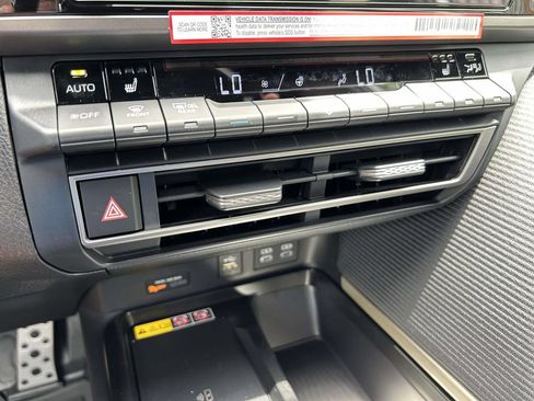 New 2026 Toyota Camry Hybrid w/ Convenience Package FWD image 23
