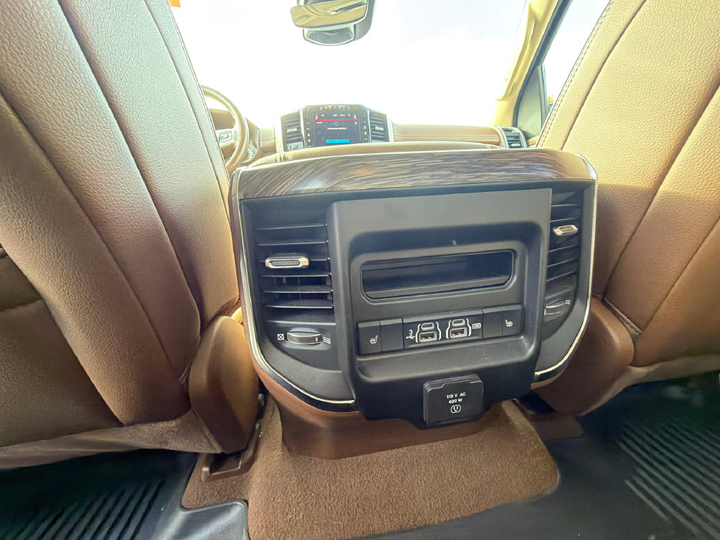 Used 2019 RAM 1500 Laramie AWD/4WD image 14