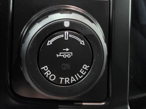 Used 2021 Ford F150 XLT w/ Equipment Group 302A High image 39