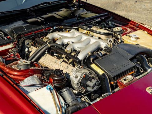 Used 1986 Porsche 944 Turbo image 52