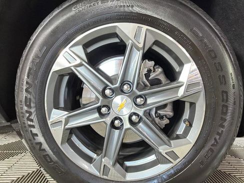 Used 2023 Chevrolet Blazer LT FWD image 36