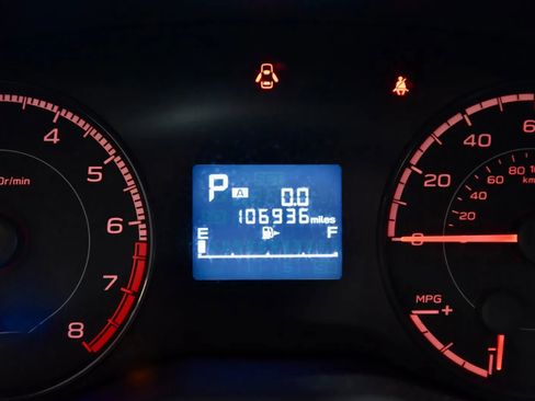 Used 2018 Subaru Impreza 2.0i Premium image 27