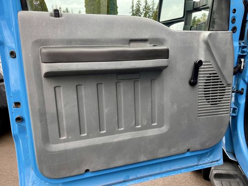 Used 2012 Ford F550 2WD Regular Cab Super Duty w/ Payload Upgrade Pkg image 14