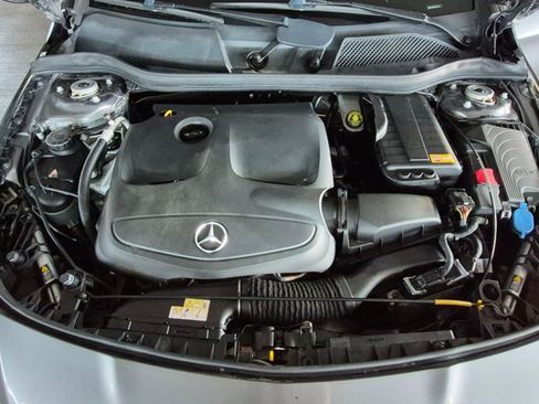 Used 2014 Mercedes-Benz CLA 250 image 23