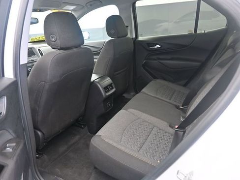 Used 2024 Chevrolet Equinox LT image 16