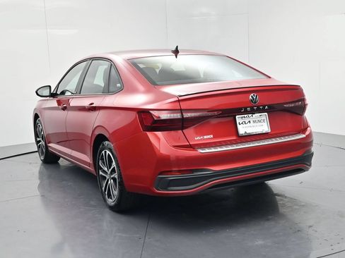 Used 2025 Volkswagen Jetta Sport FWD image 6