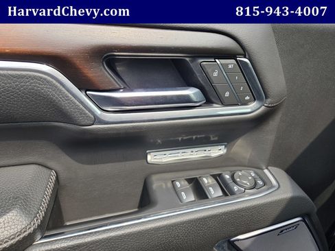 Used 2025 GMC Sierra 1500 Denali AWD/4WD image 34