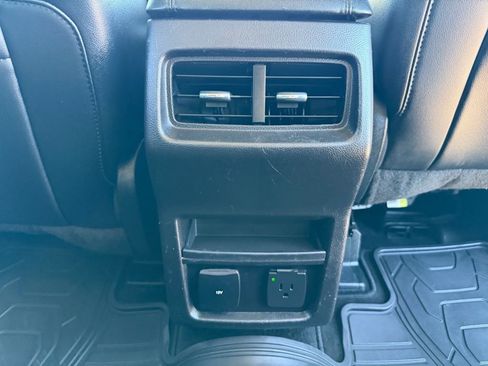 Used 2015 Ford Edge SEL w/ Equipment Group 201A image 25