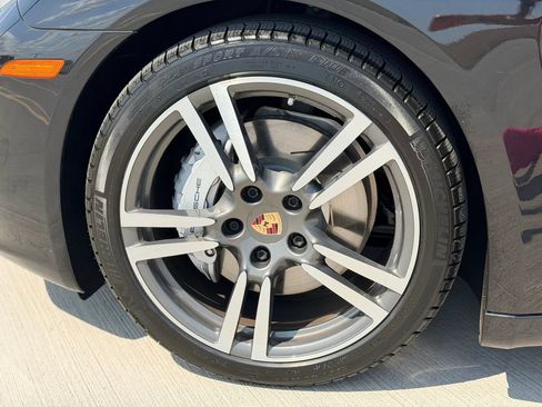 Used 2014 Porsche Panamera S RWD image 8