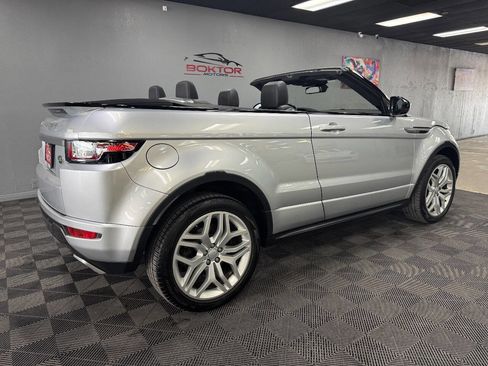 Used 2018 Land Rover Range Rover Evoque SE Dynamic image 21