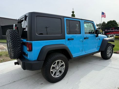 Used 2018 Jeep Wrangler Unlimited Rubicon w/ Cold Weather Group AWD/4WD image 5