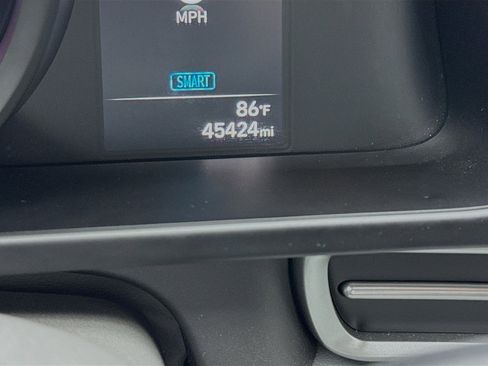 Used 2022 Hyundai Elantra SEL image 8