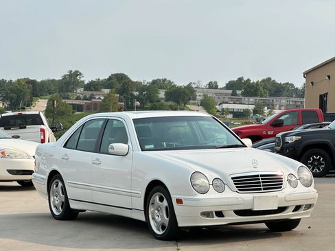 Used 2000 Mercedes-Benz E 430 E 430 Sedan 4D image 3