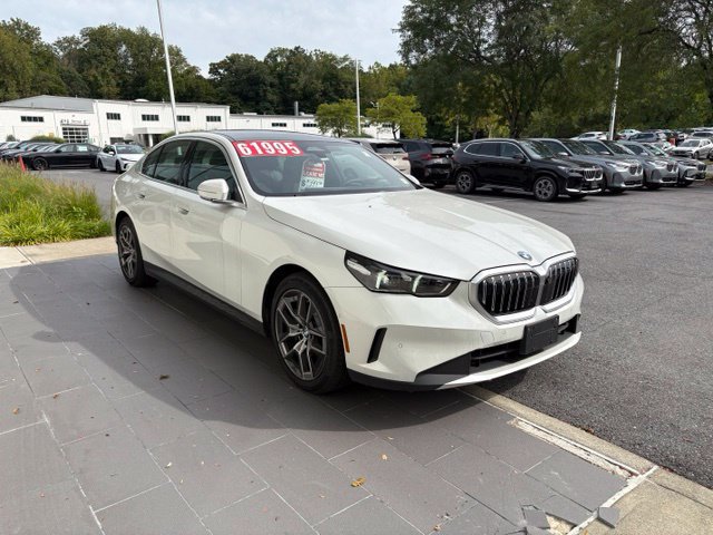 Certified 2026 BMW 530i xDrive w/ Executive Package AWD/4WD image 5