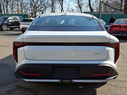 Certified 2025 Kia K4 LXS image 5