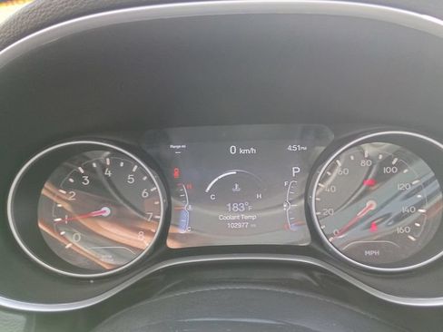 Used 2018 Jeep Compass Limited w/ Navigation Group FWD image 23