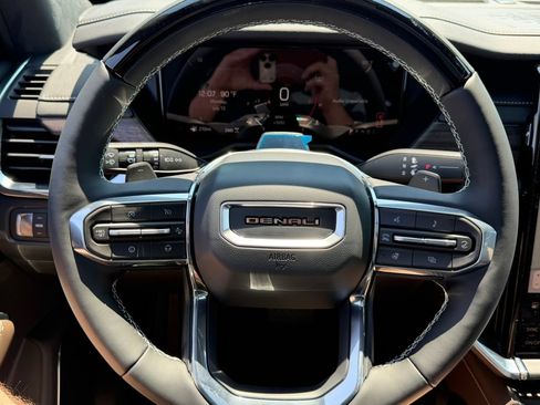 New 2026 GMC Acadia Denali Ultimate AWD/4WD image 37