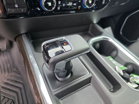 New 2026 Chevrolet Silverado 1500 RST w/ Z71 Off-Road Package AWD/4WD image 15
