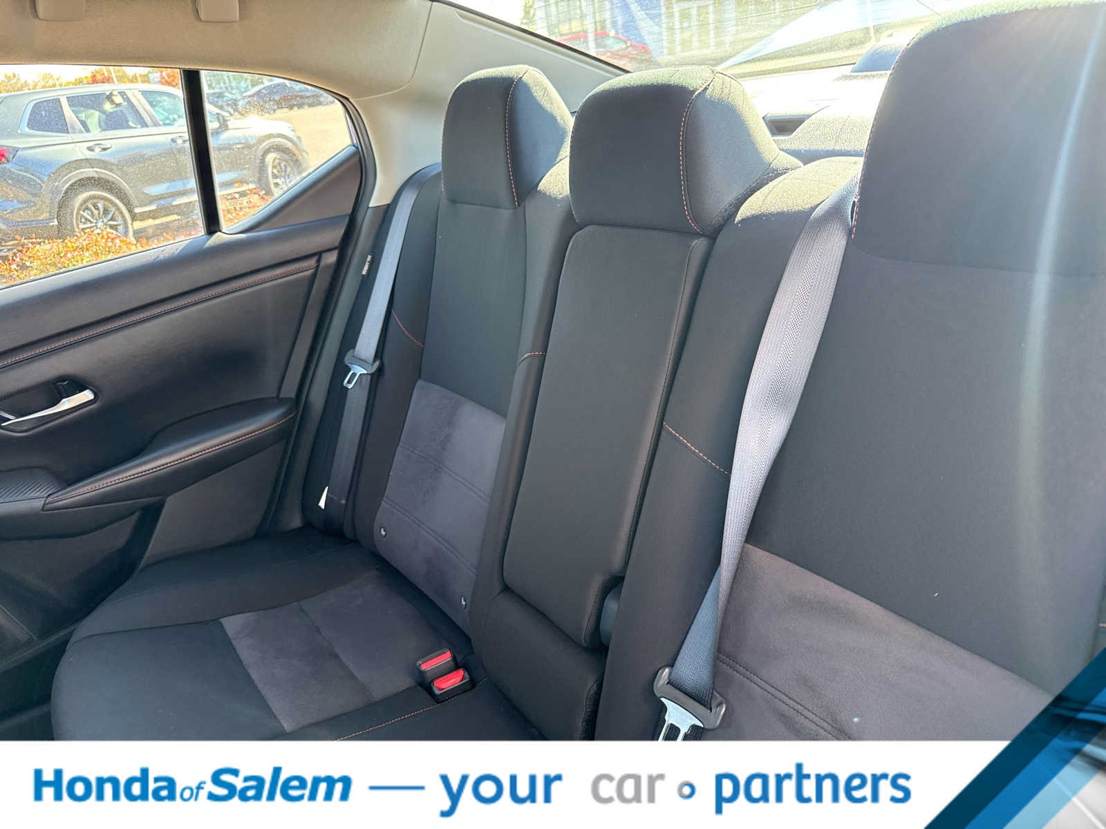 Used 2025 Nissan Sentra SR FWD image 13