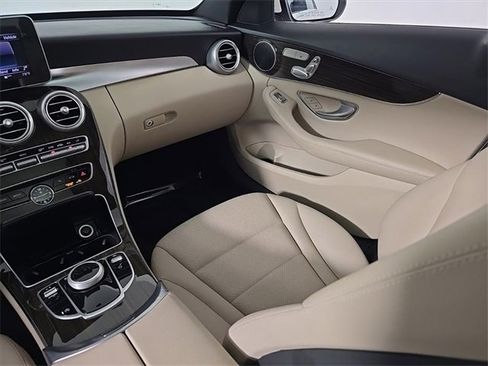 Used 2018 Mercedes-Benz C 300 4MATIC Sedan image 23
