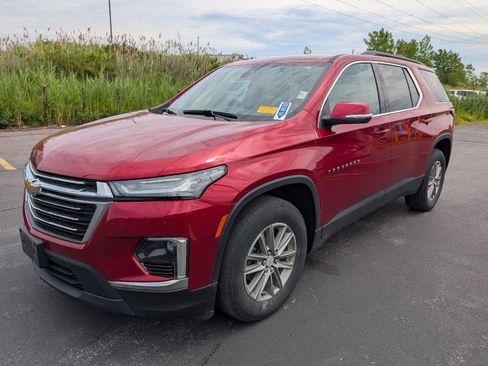 Used 2023 Chevrolet Traverse LT AWD/4WD image 4