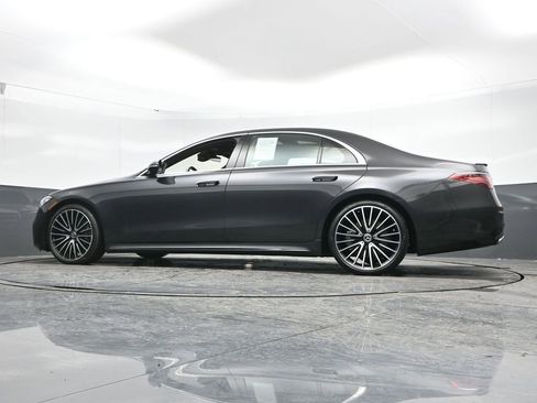 Used 2022 Mercedes-Benz S 580 4MATIC Sedan image 51