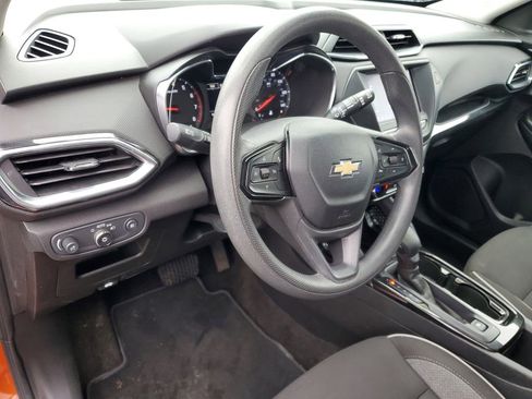 Used 2022 Chevrolet TrailBlazer LT w/ Driver Confidence Package image 8