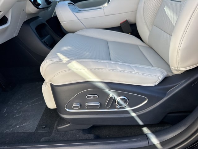 Certified 2026 Hyundai Palisade Calligraphy AWD/4WD image 15