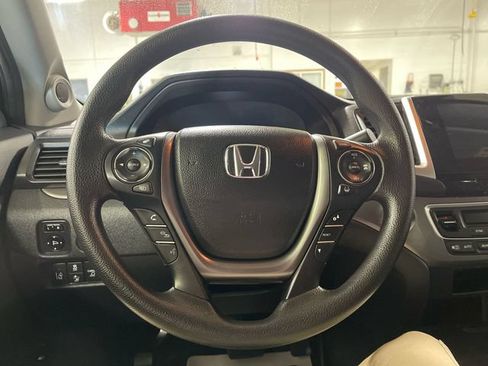 Used 2020 Honda Ridgeline Sport image 14