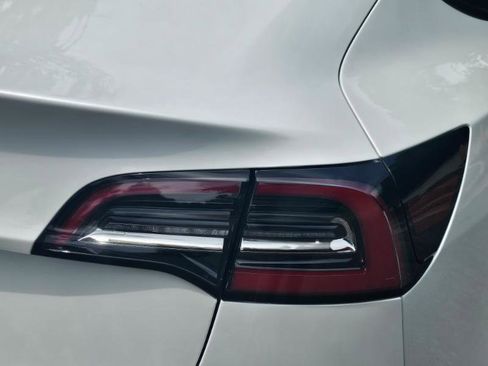 Used 2022 Tesla Model 3 RWD image 26