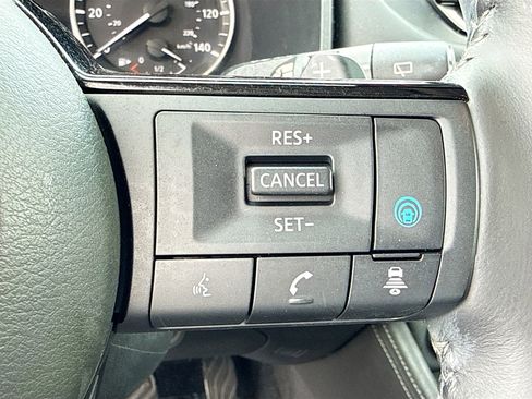 Used 2021 Nissan Rogue SL FWD image 39