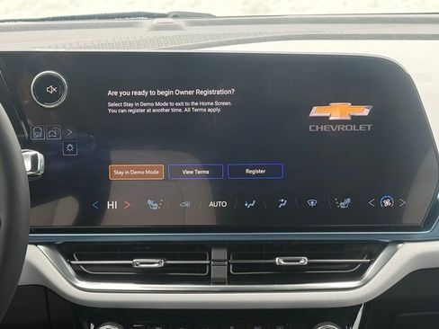 New 2026 Chevrolet Equinox EV LT FWD image 16