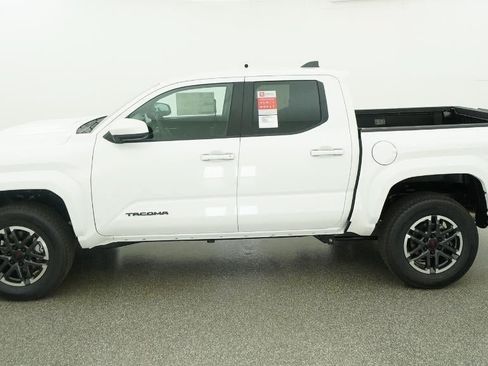 New 2026 Toyota Tacoma TRD Sport AWD/4WD image 3