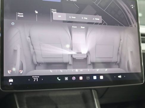 Used 2026 Tesla Model Y AWD image 19